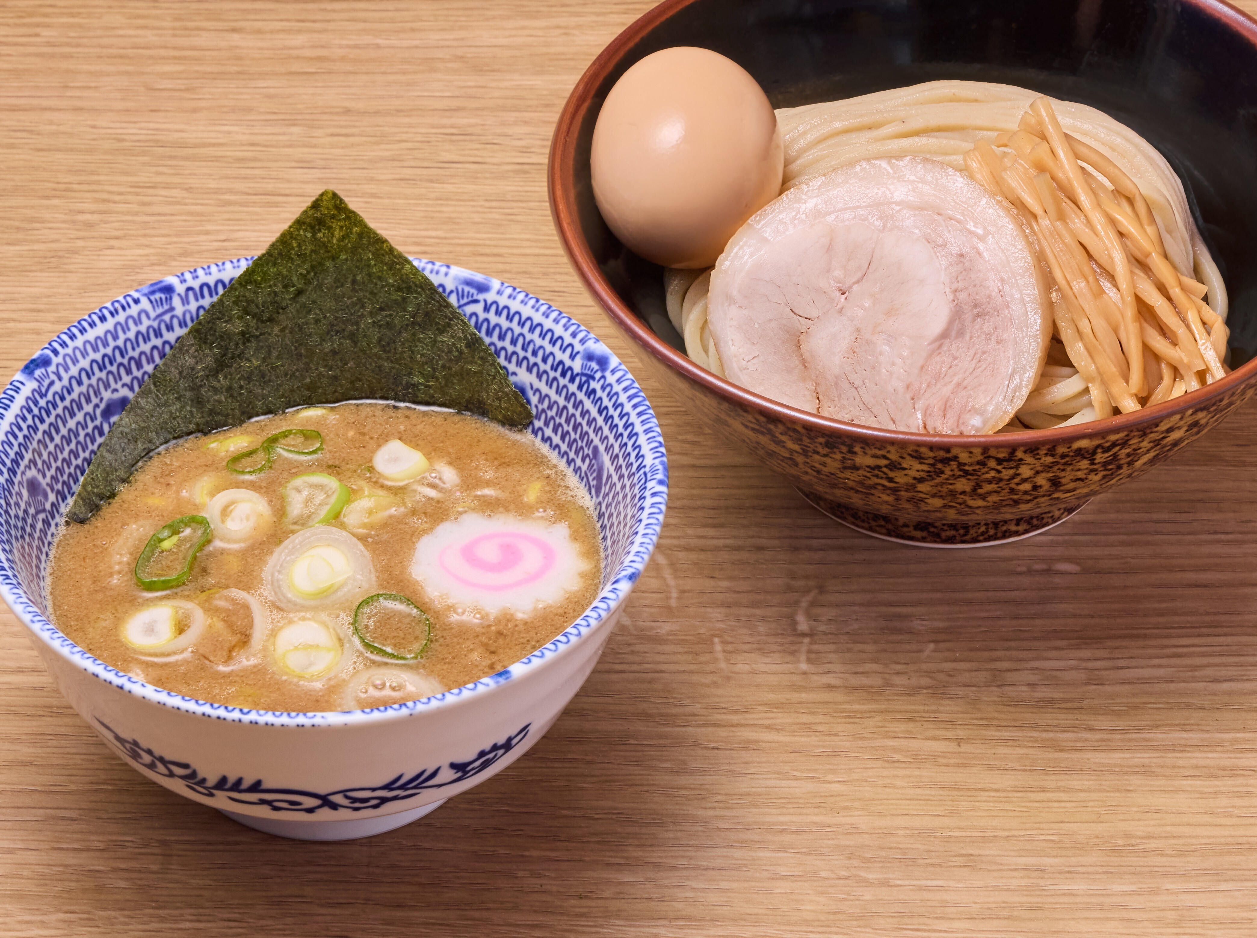新横浜の舎鈴はなぜ並ぶ？特製つけ麺の魅力と混雑回避の裏技を徹底解説