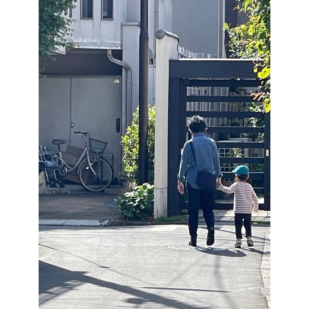 Cowcow善しの子供は何人？親権や現在の年齢と再婚家族の真相