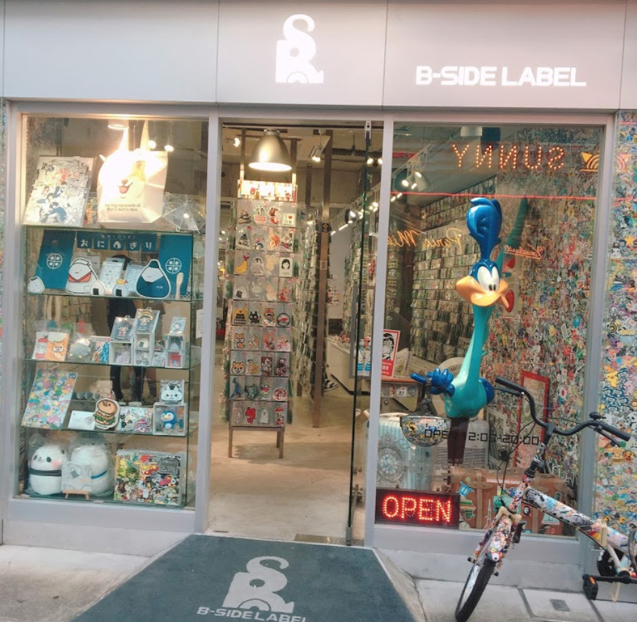 B-Side Label原宿店完全ガイド！限定デザインや行き方・口コミを解説