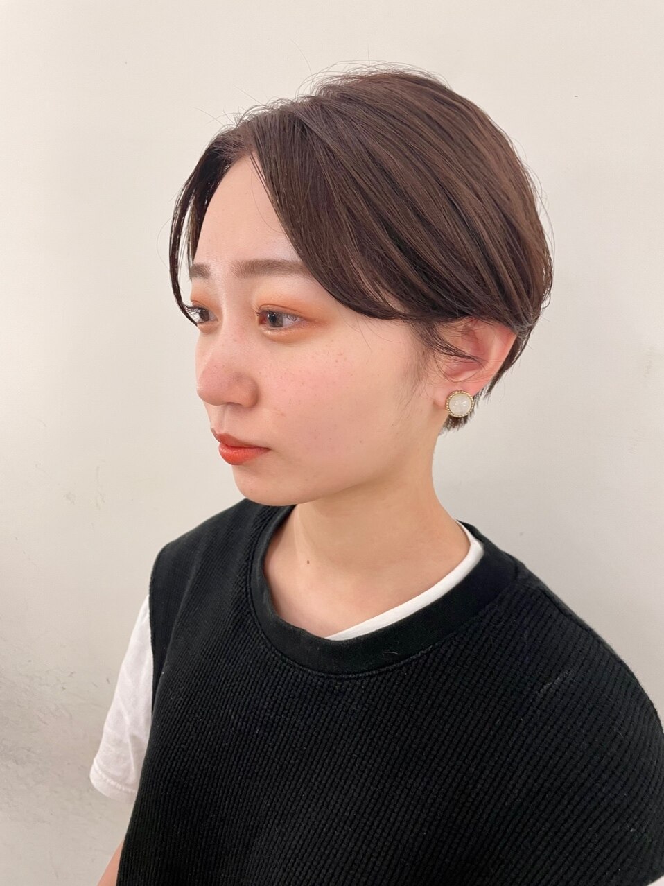丸顔に似合うショートヘア決定版！小顔を叶えるひし形黄金比と失敗しない選び方