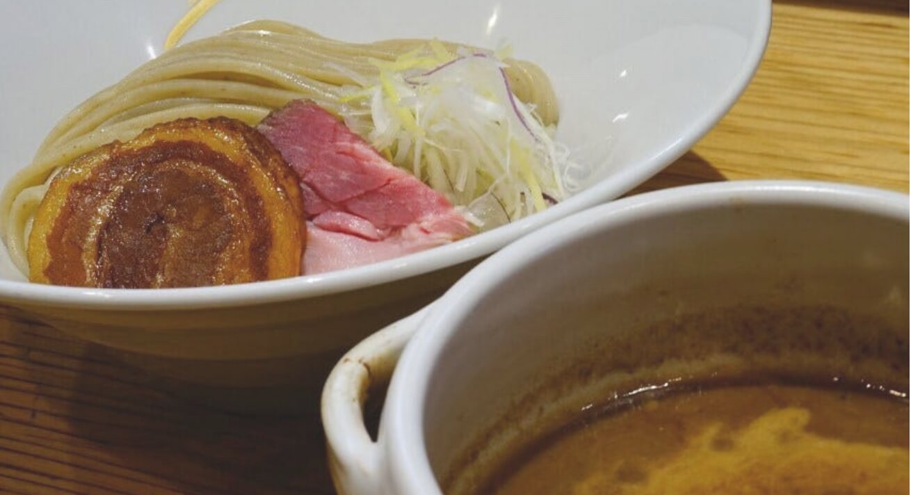 一宮の行列店「麦の道すぐれ」を徹底解剖！鯛白湯と濃厚つけ麺の真価とは