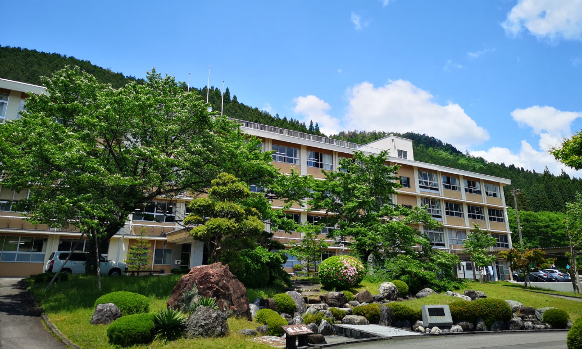 岐阜県立郡上高校のリアルな評判と偏差値｜進路実績と2026最新倍率を徹底分析