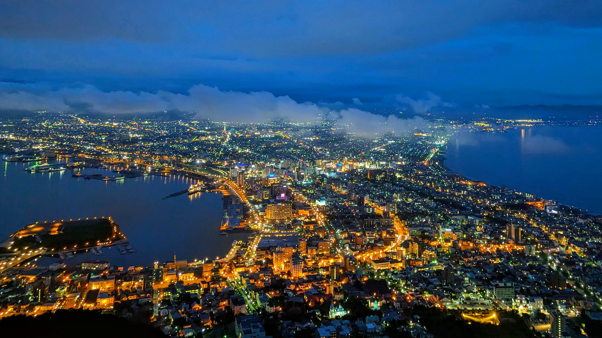 なぜ100万ドル？日本三大夜景の由来と絶対行くべき穴場スポット