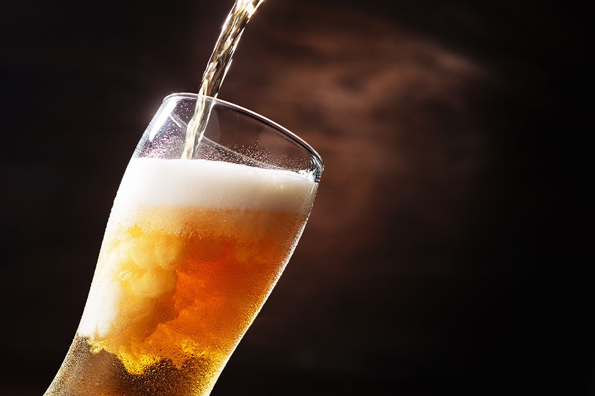 生ビールとは何が生なのか？缶や瓶との違いや真相を徹底解説