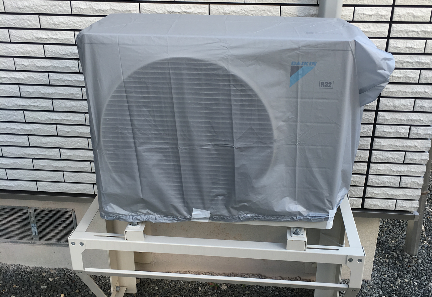 100均エアコン室外機カバーの節電効果と逆効果の落とし穴を徹底比較