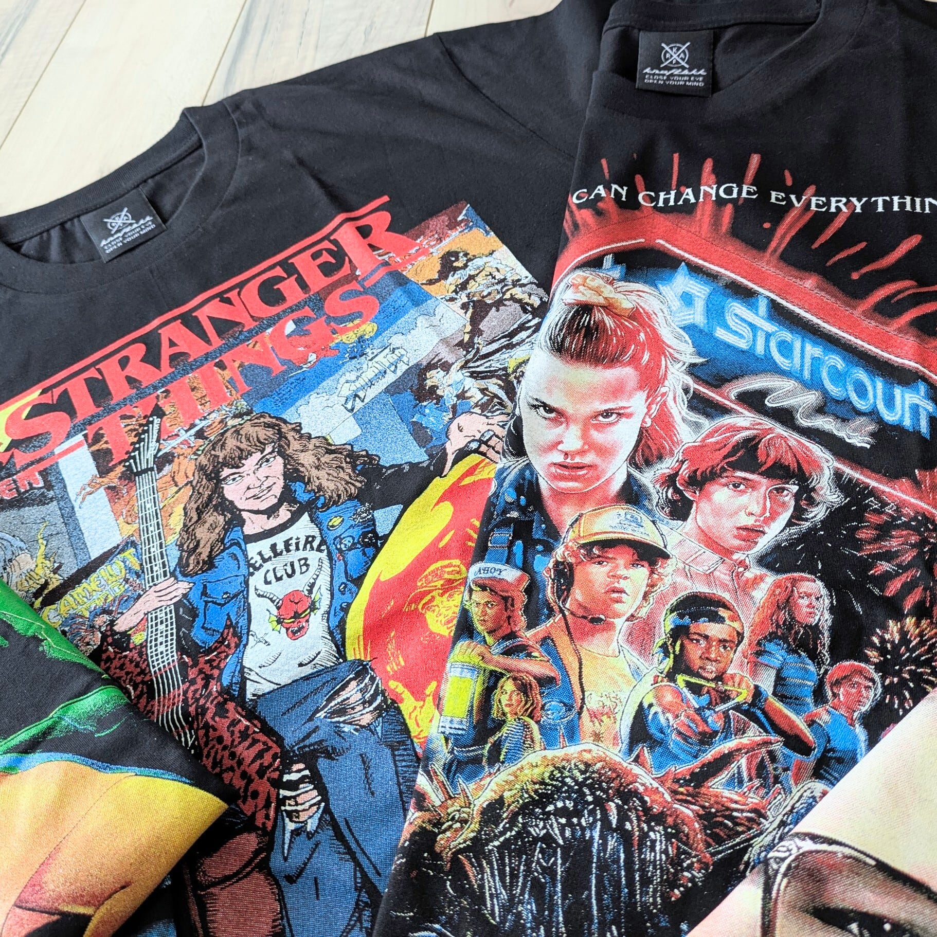 なぜ完売連発？ストレンジャーシングスTシャツ人気の真相と入手術2026