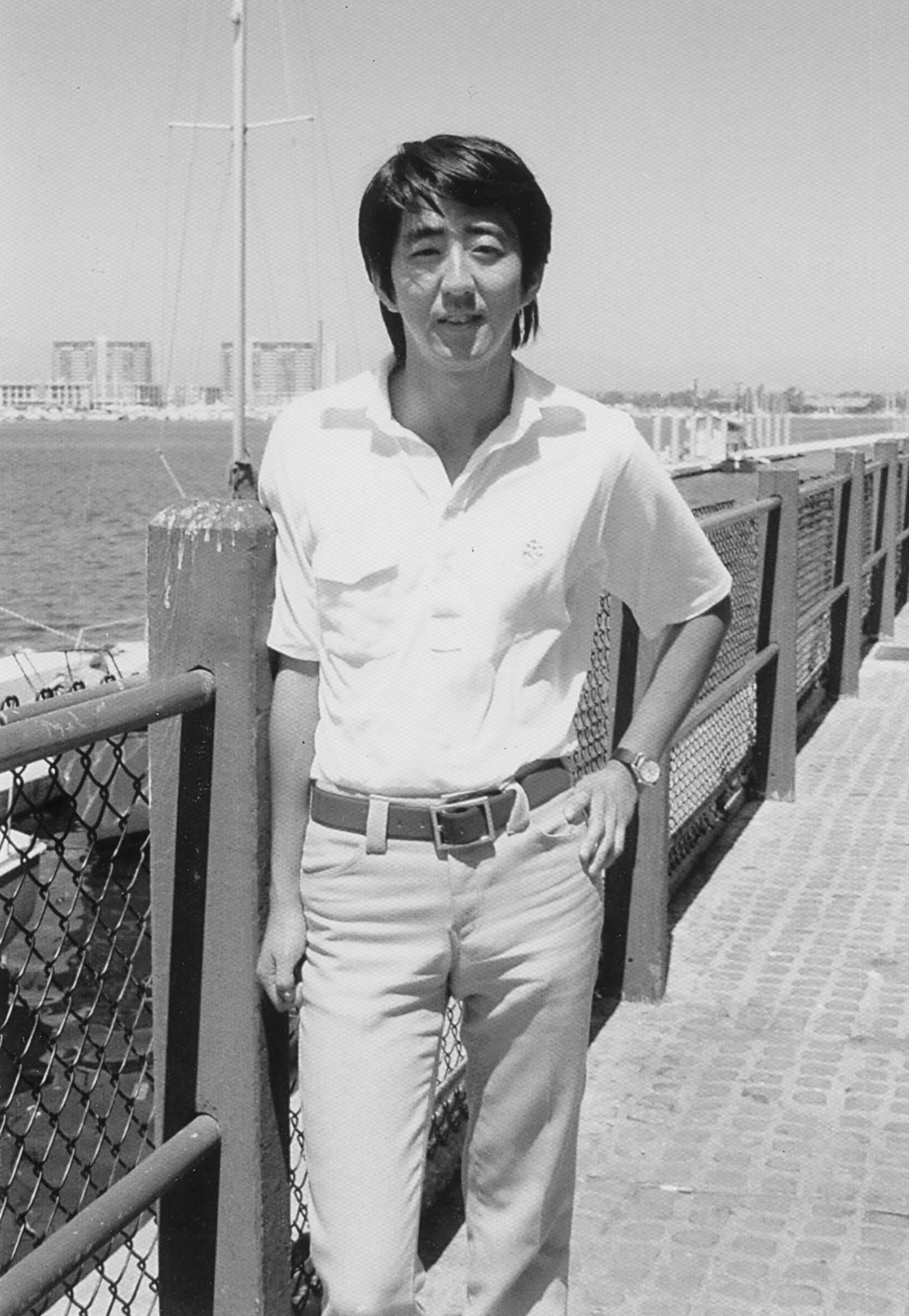 安倍元総理の大学時代と学歴の真相！成蹊の逸話と米国留学の裏側