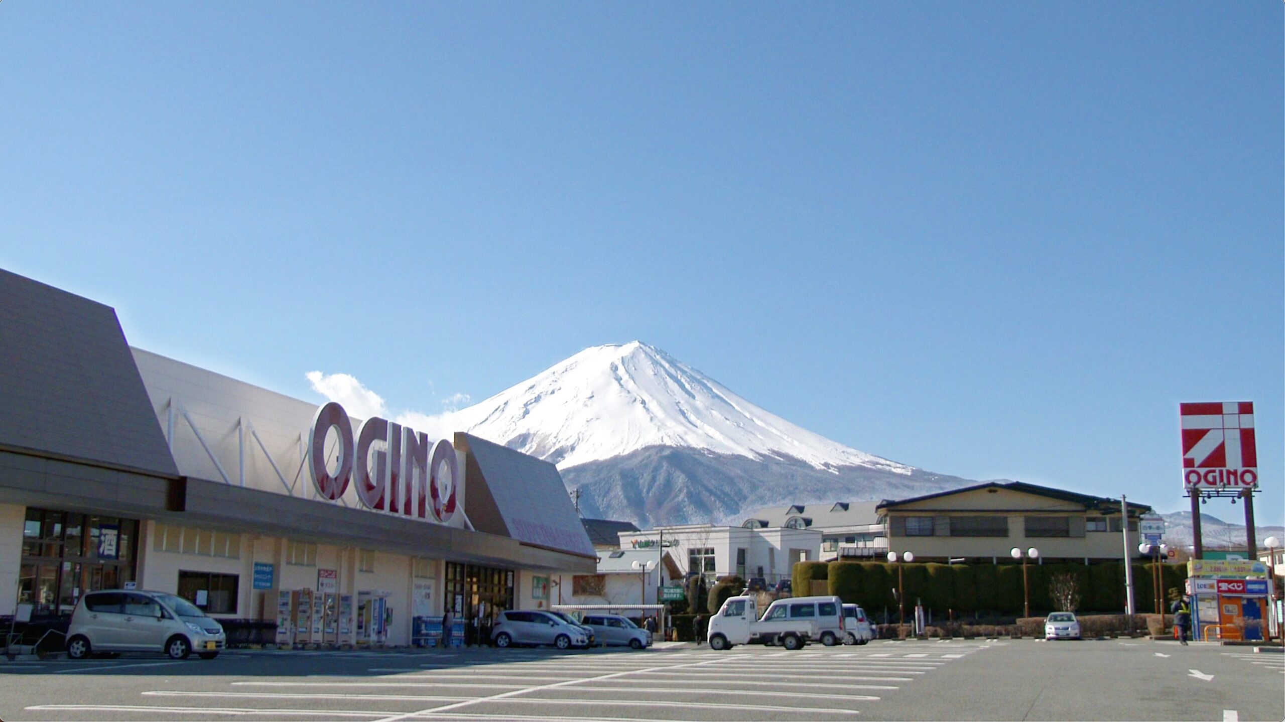 オギノ河口湖店完全攻略｜キャンプ買い出し＆Bbq食材と混雑の真相