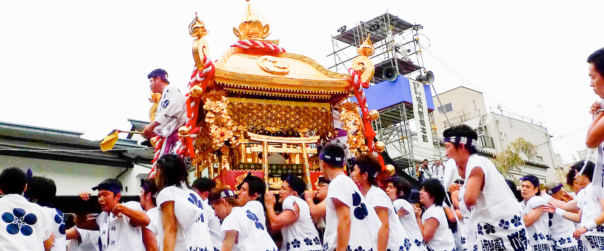 【2026】天神祭花火の穴場スポット9選！混雑回避と場所取りの極意