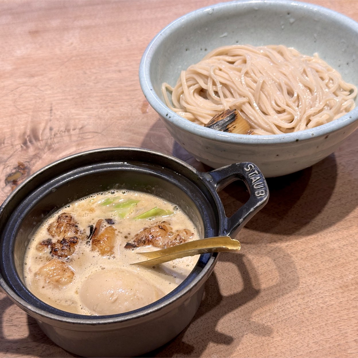 麺や高倉二条の魅力を徹底解剖！もつつけ麺の評判と混雑回避術