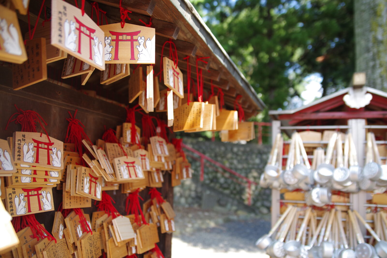 門田稲荷神社が怖い理由とは？縁切りの効果と絵馬の真相を現地取材解説