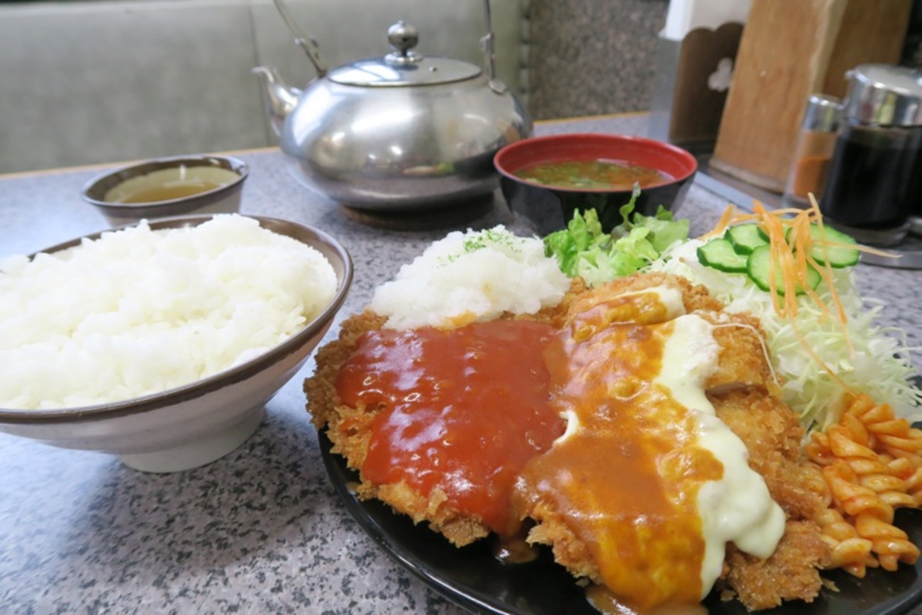 京都の胃袋を掴むハイライト食堂！デカ盛り聖地の最新解体新書
