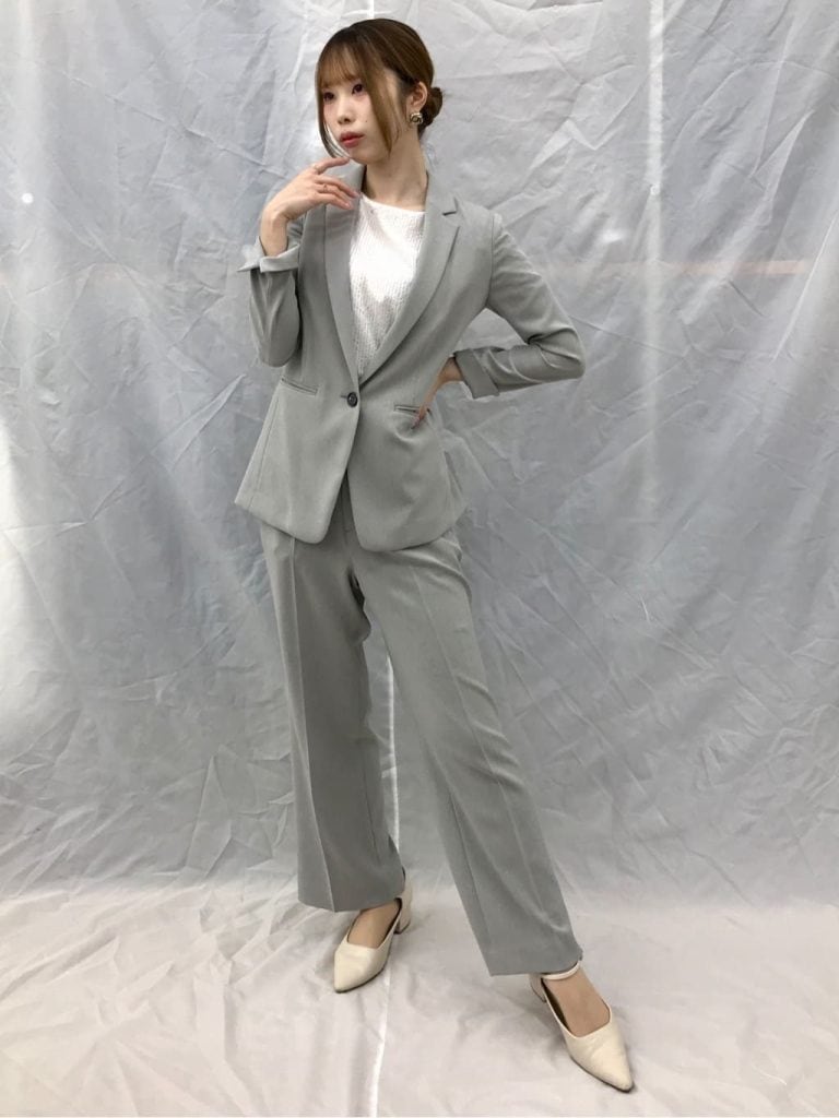 大学入学式のパンツスーツは浮く？女子の割合と後悔ゼロの着こなし完全版