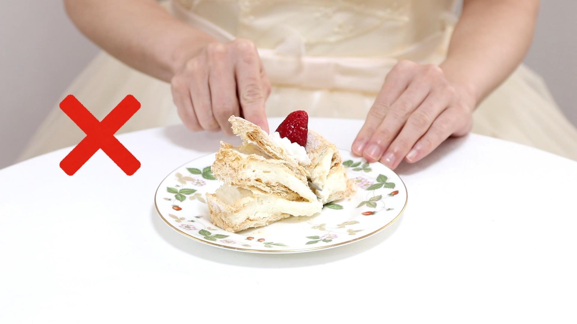 ミルフィーユの食べ方決定版！倒すのはマナー違反？綺麗に切るプロ直伝技