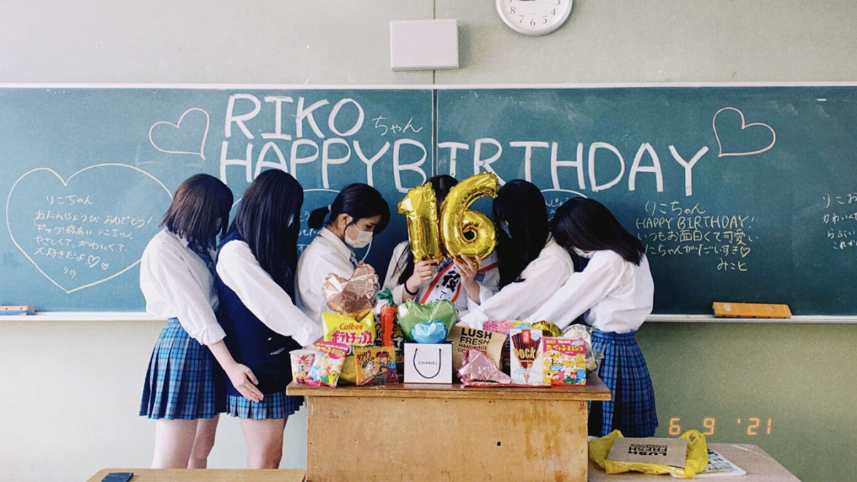 高校生の誕生日プレゼント2026決定版！男女別本音ランキングと相場