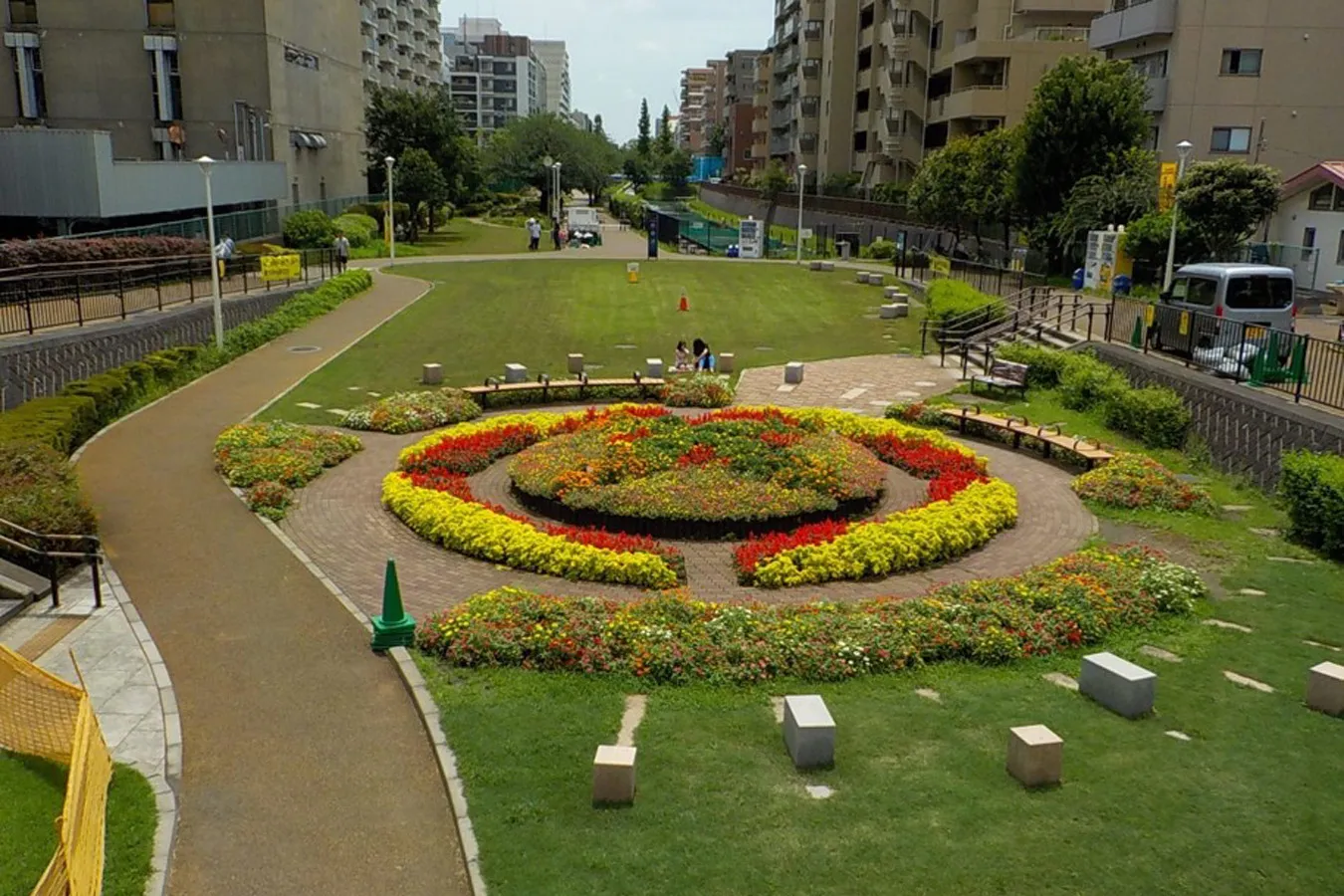 大横川親水公園2026完全ガイド｜滑り台・じゃぶじゃぶ池と混雑回避術