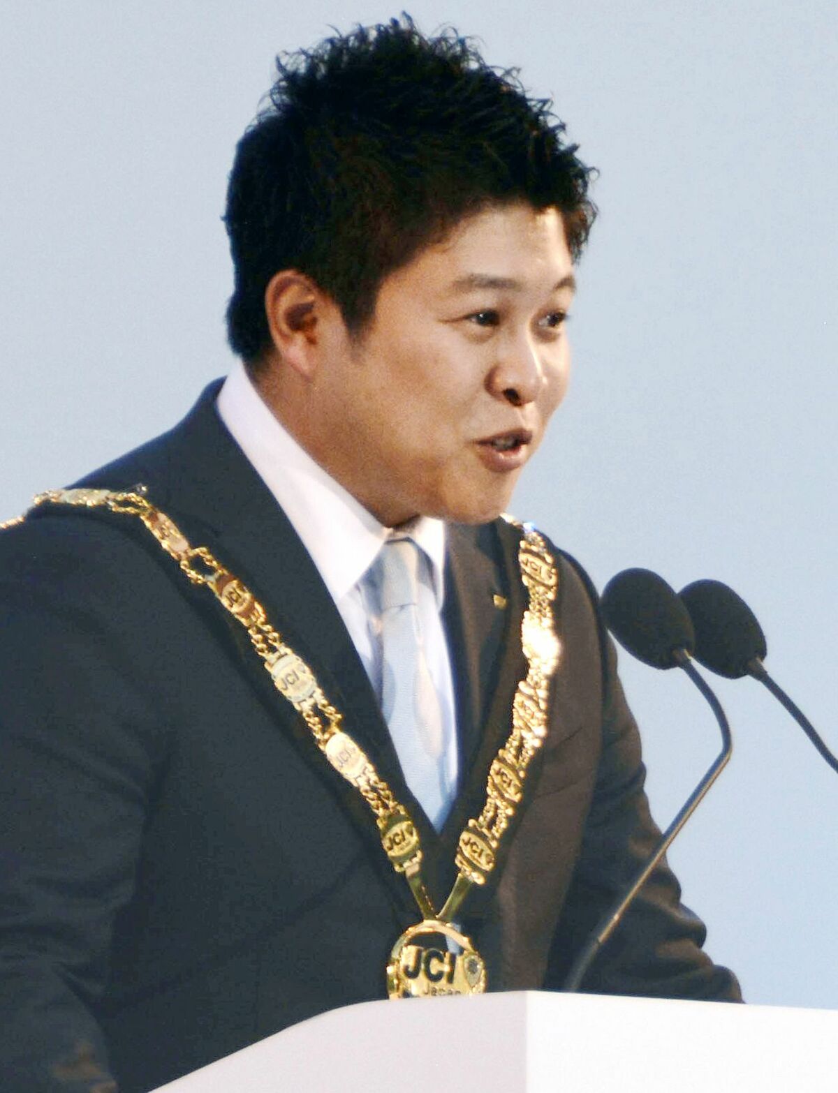麻生太郎の息子・麻生将豊の現在｜後継者説と福岡8区出馬の真相
