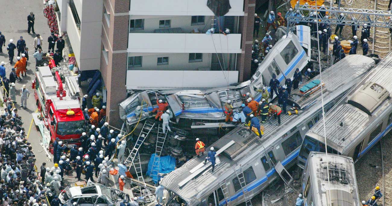 電車脱線事故はなぜ起きるのか？原因の真相と運行再開までの全貌