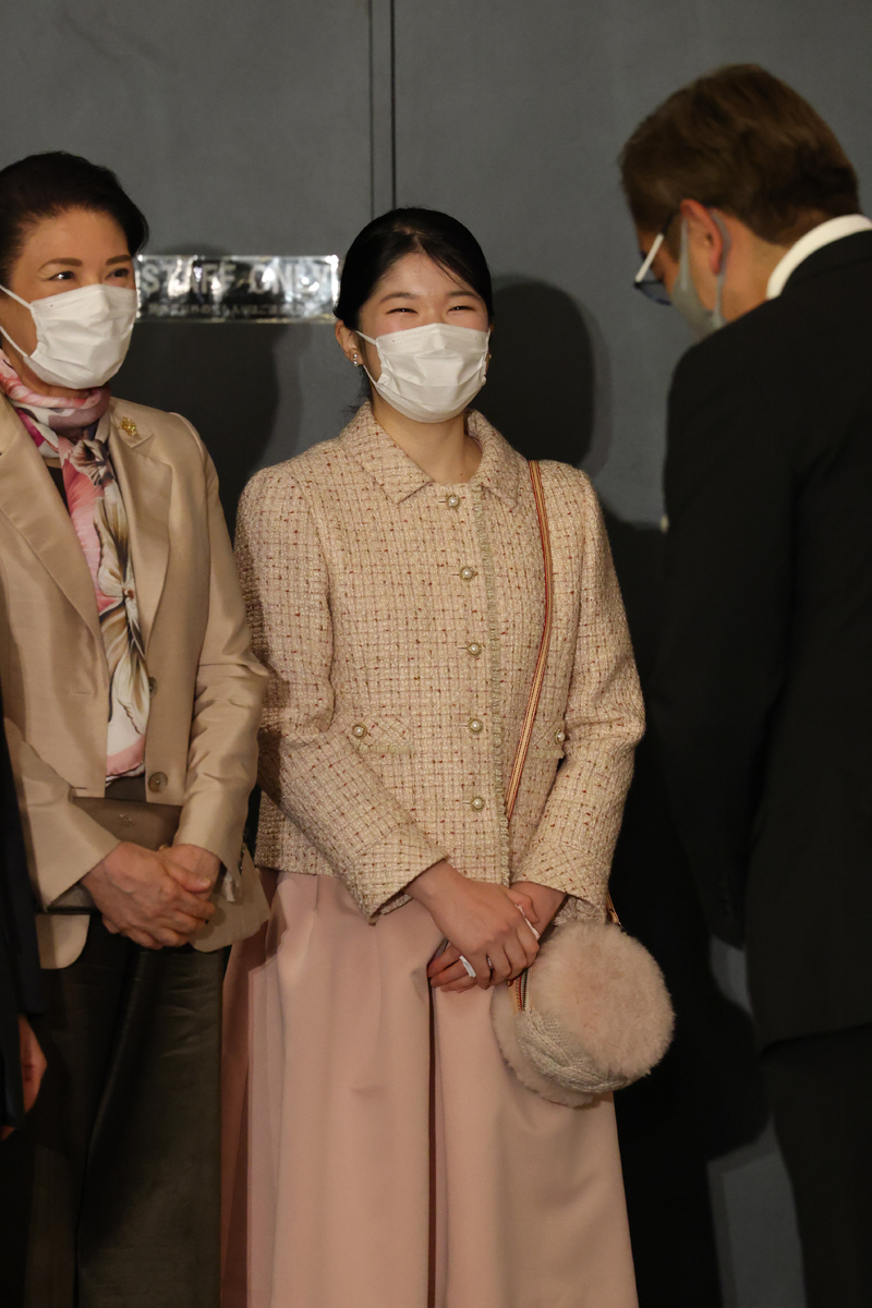 旧皇族・賀陽家兄弟の写真と素顔！学歴や愛子さま巡る真相【2026】