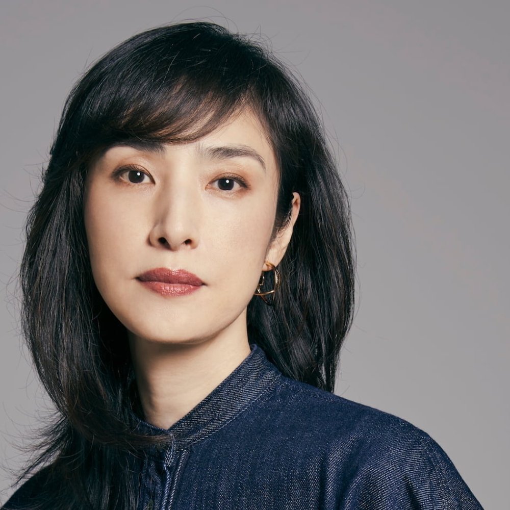 天海祐希は何歳？実年齢に驚愕！奇跡の若さを保つ秘訣と独身の真相に迫る