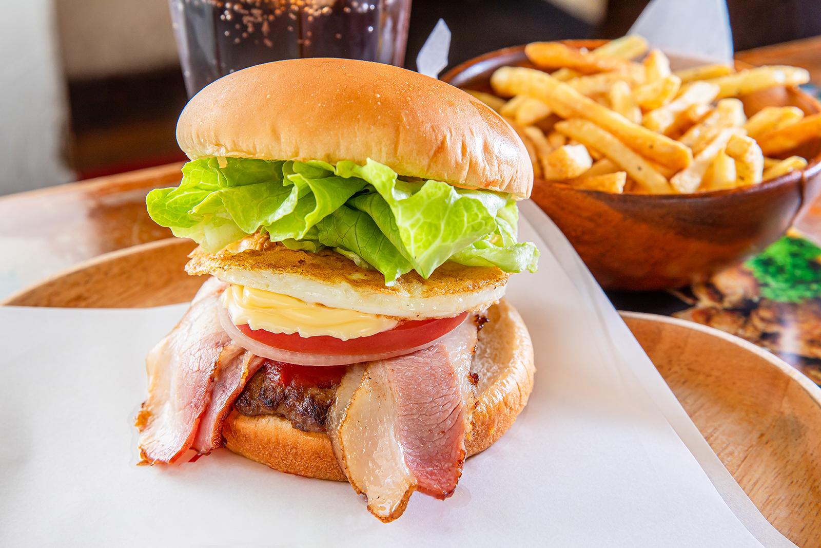 佐世保バーガーの特徴と普通のバーガーとの決定的な違いを徹底解説