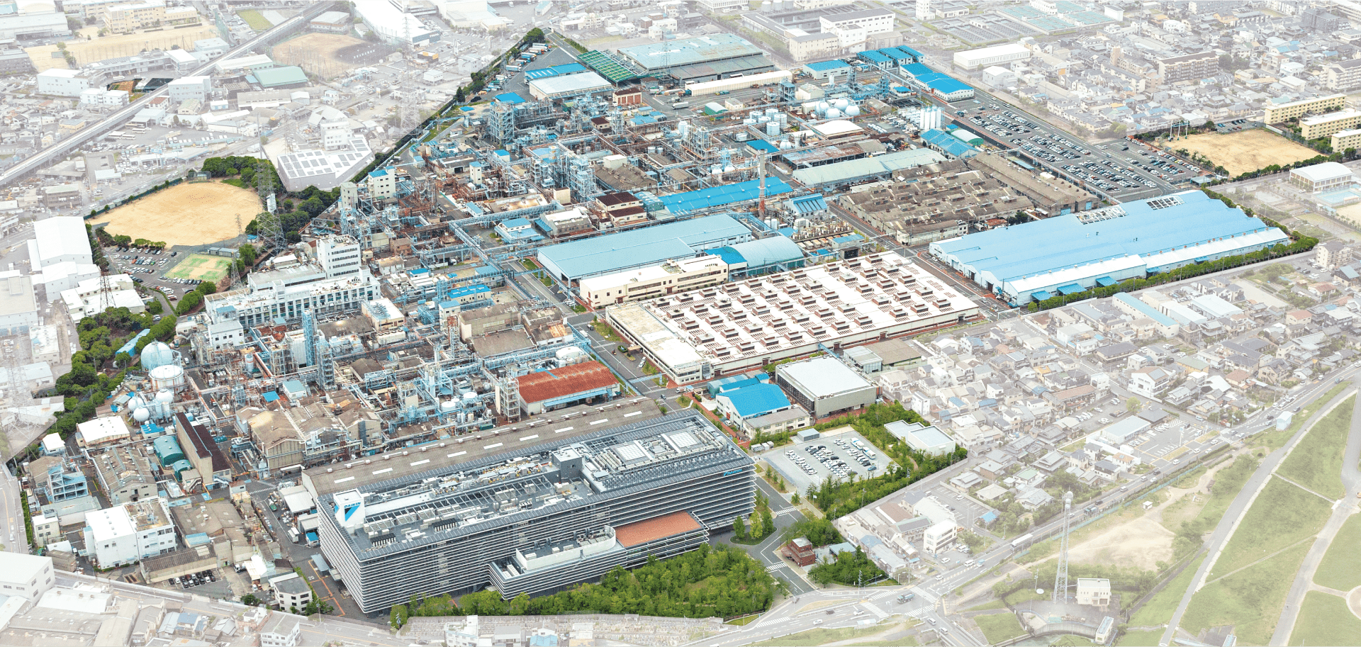 ダイキン滋賀製作所の評判と年収｜きつい噂の真相と最新待遇を徹底検証