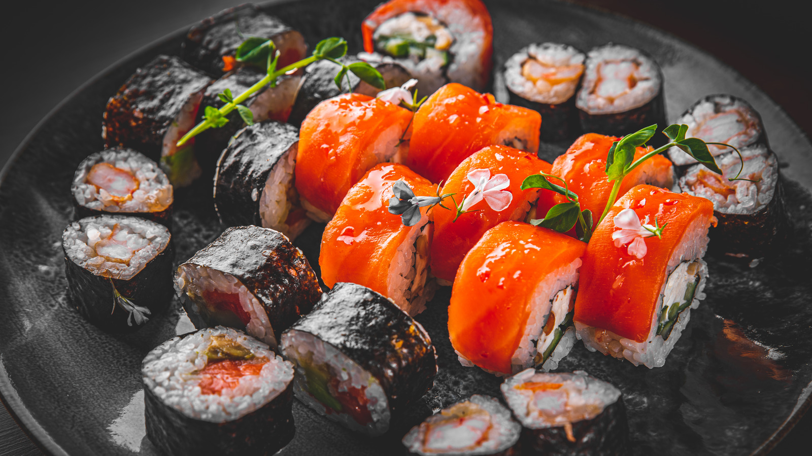 ベトナム席巻の回転寿司「Sushi Băng Chuyền」現地熱狂の真相