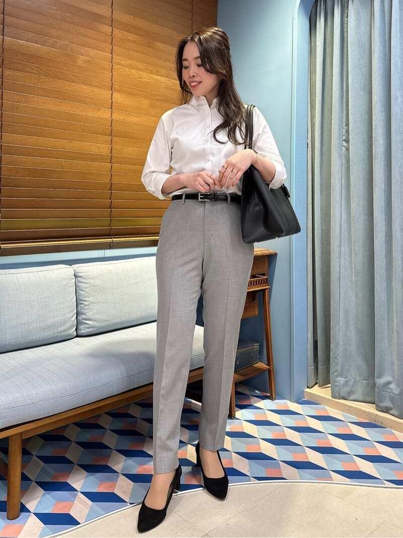 女性のオフィスカジュアルどこまでOk？2026最新マナーと着回し術