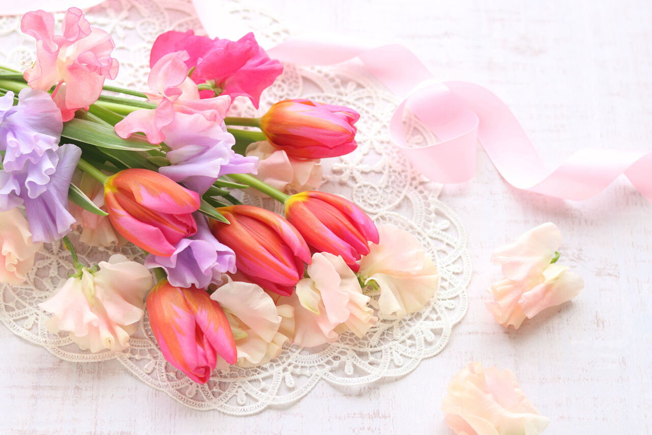 ピンクのチューリップの花言葉と怖い噂の真相！本数別の意味と贈るマナー
