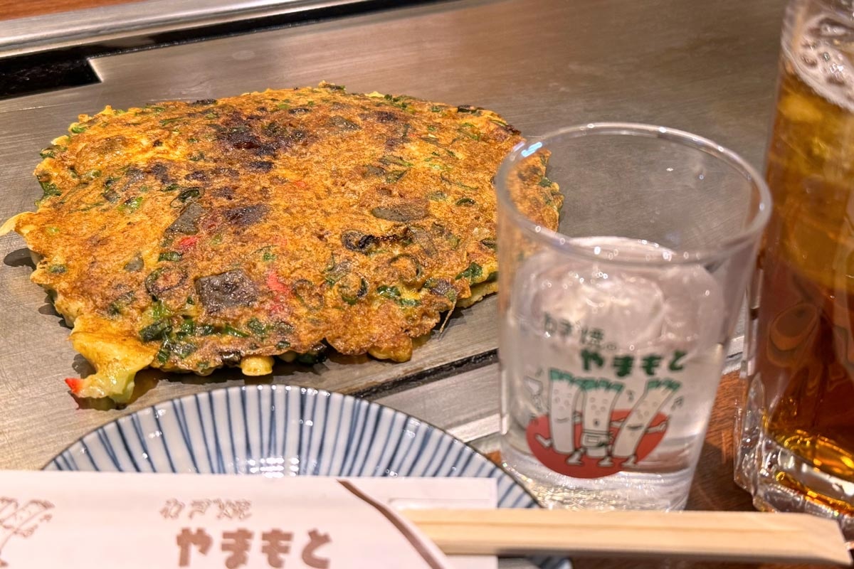 ねぎ焼やまもと梅田エスト店の待ち時間と名物すじねぎ焼の真相