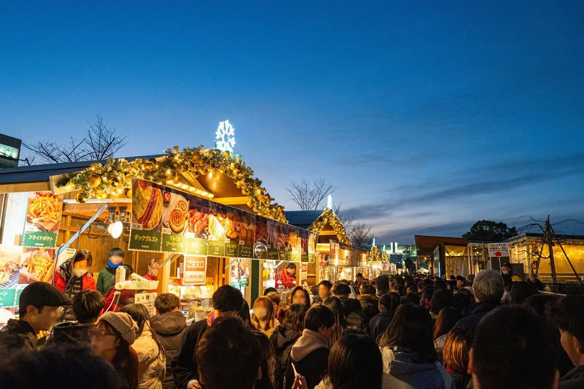 大阪クリスマスマーケット2026徹底比較！梅田・天王寺の混雑回避術