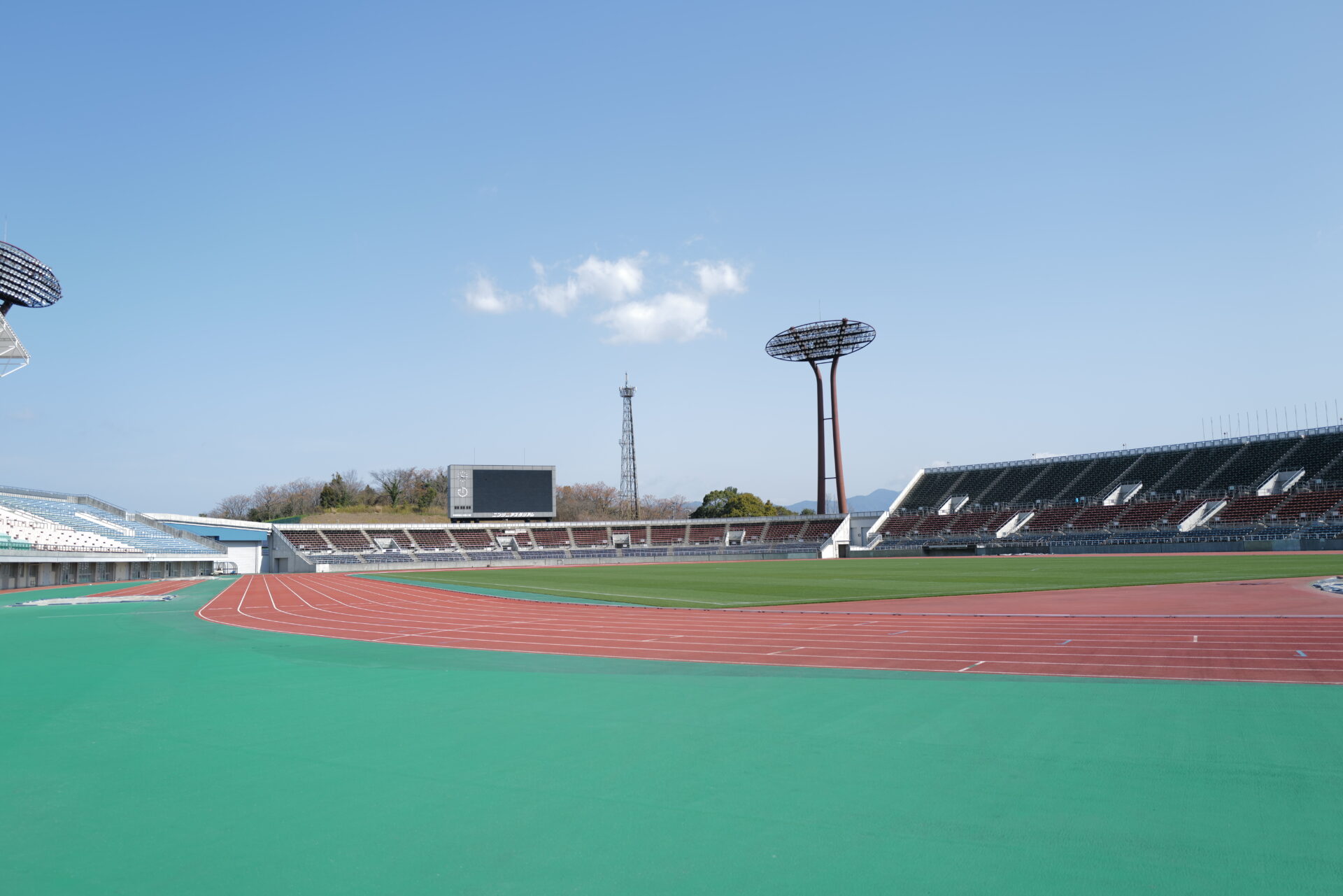 ニンジニアスタジアム完全攻略！座席表・屋根・混雑回避の最新情報