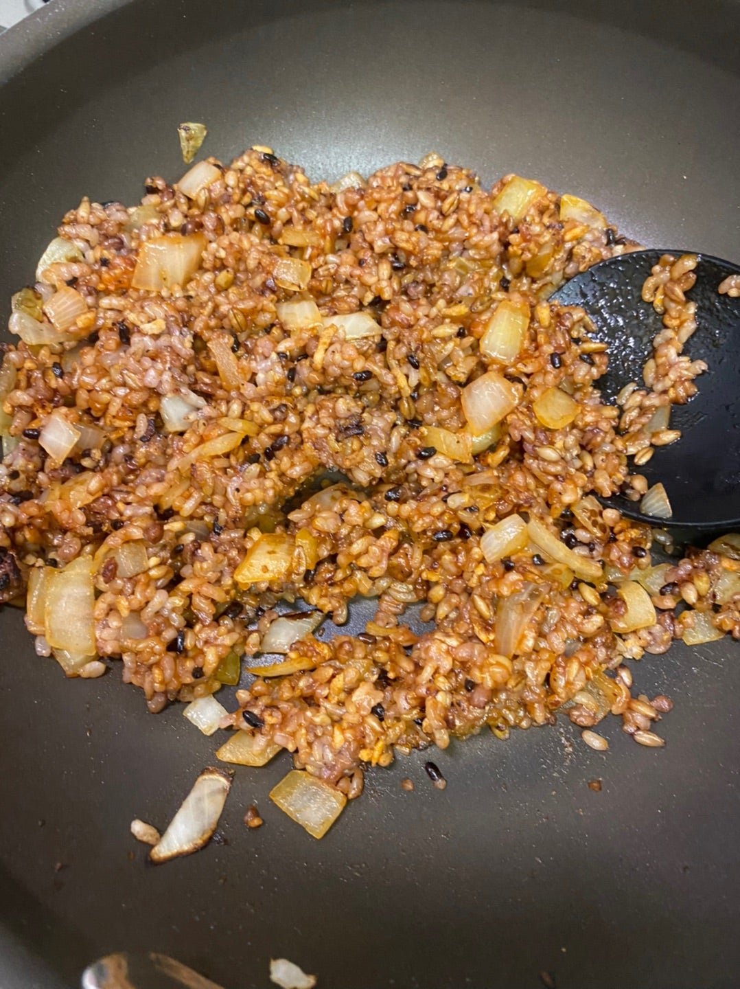 オムライスのケチャップが足りない！家の調味料で激変させる裏技