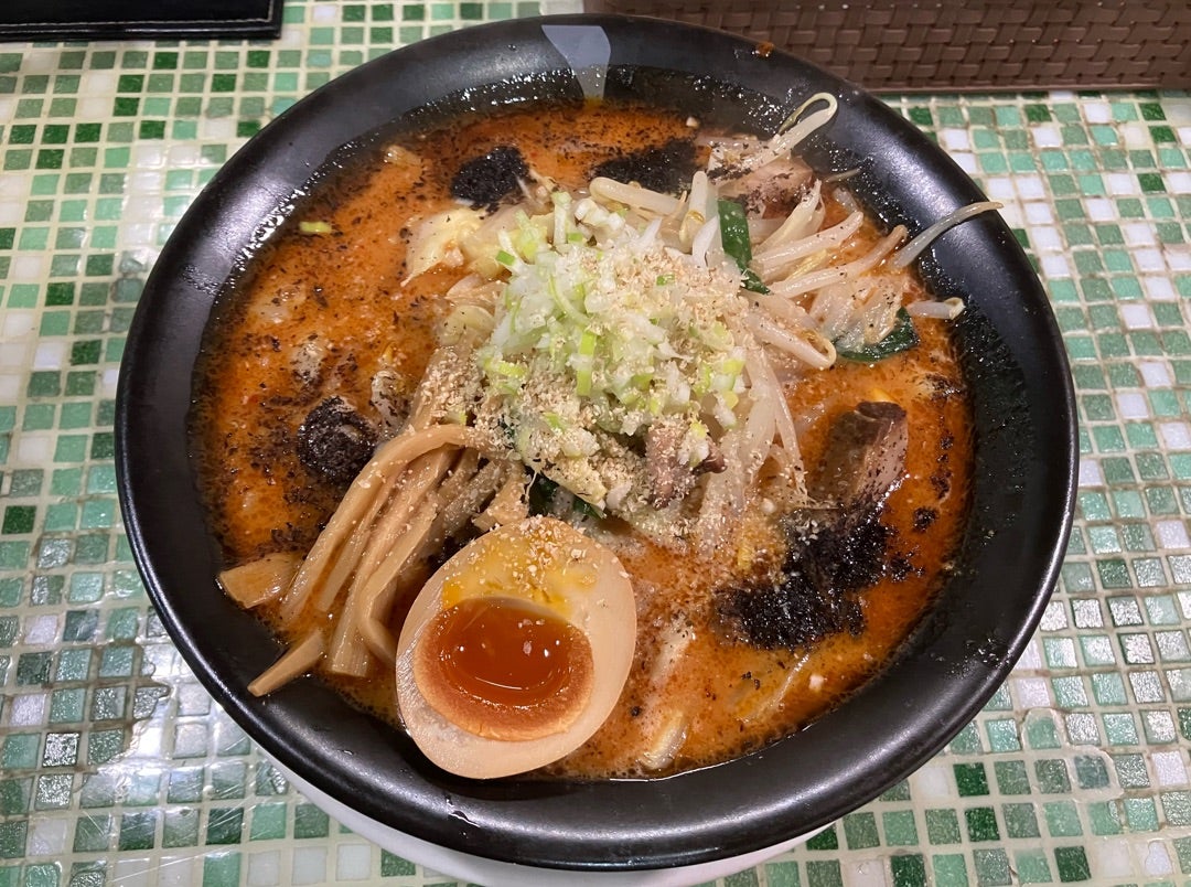 名取の中華そばいぶしを徹底解剖！燻製肉と極上スープの真価と評判