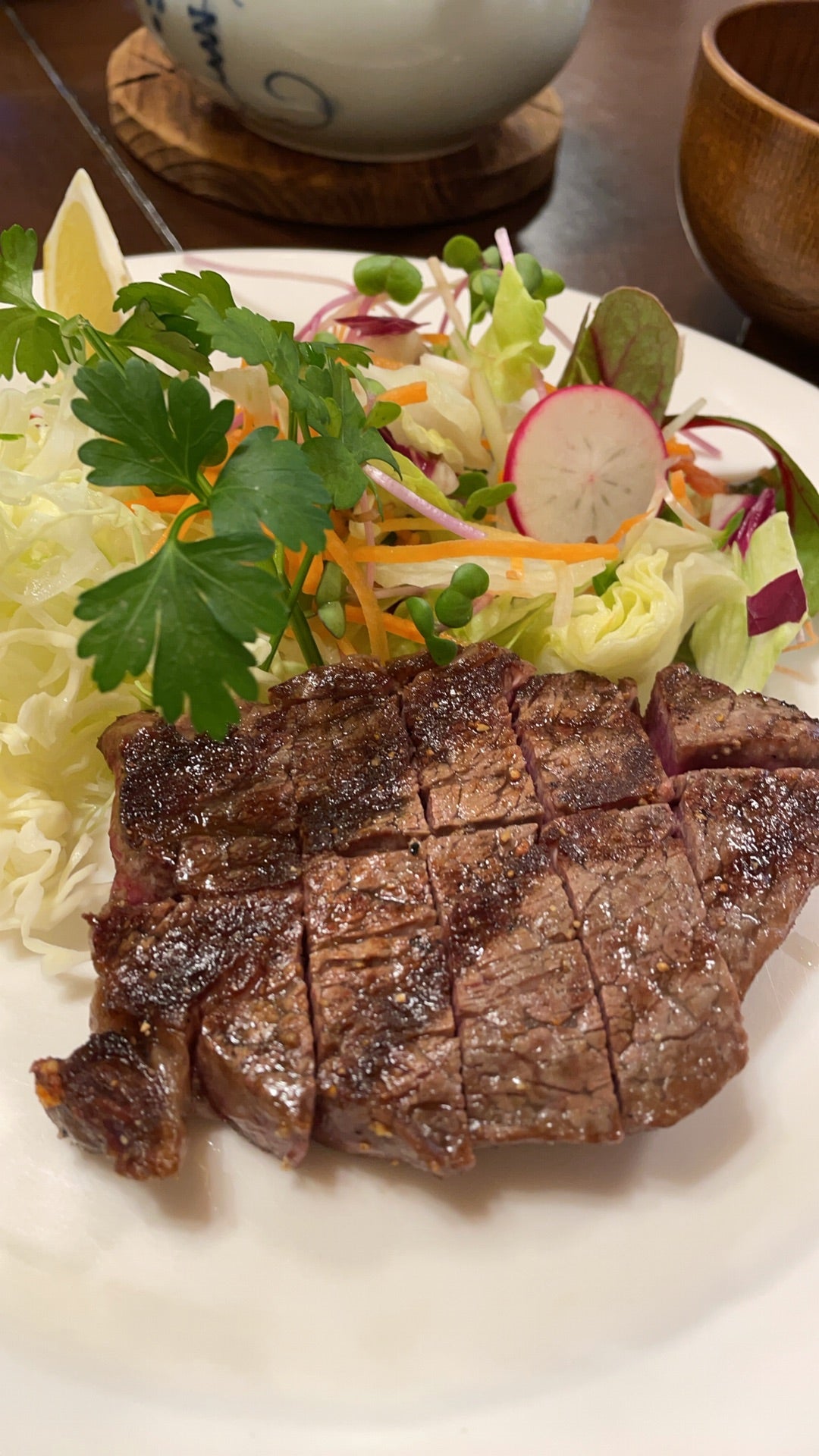 炭焼ステーキ加津の味は本物か？口コミ評判と肉質・焼き加減を徹底解剖
