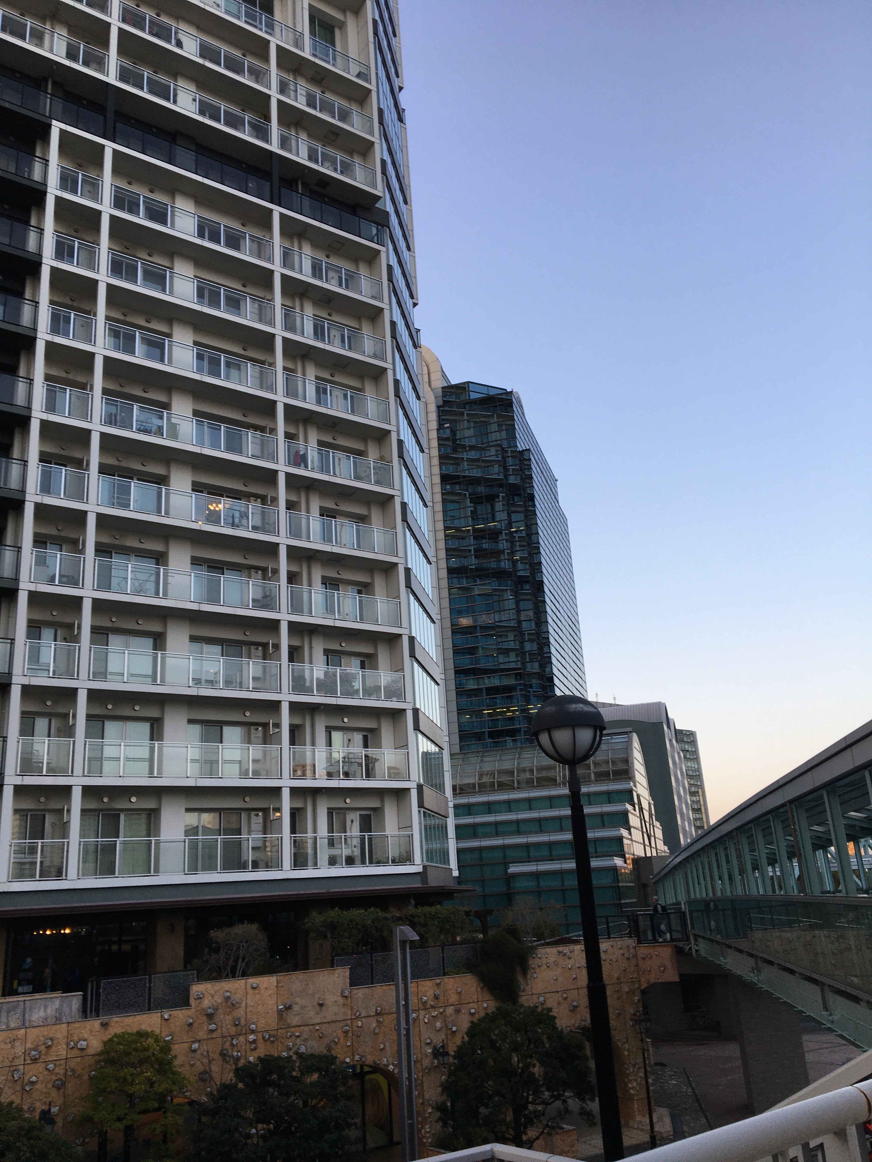 菅義偉元首相の「自宅」をめぐる現在地——横浜・警備・近隣住民の反応と2026年最新の真相