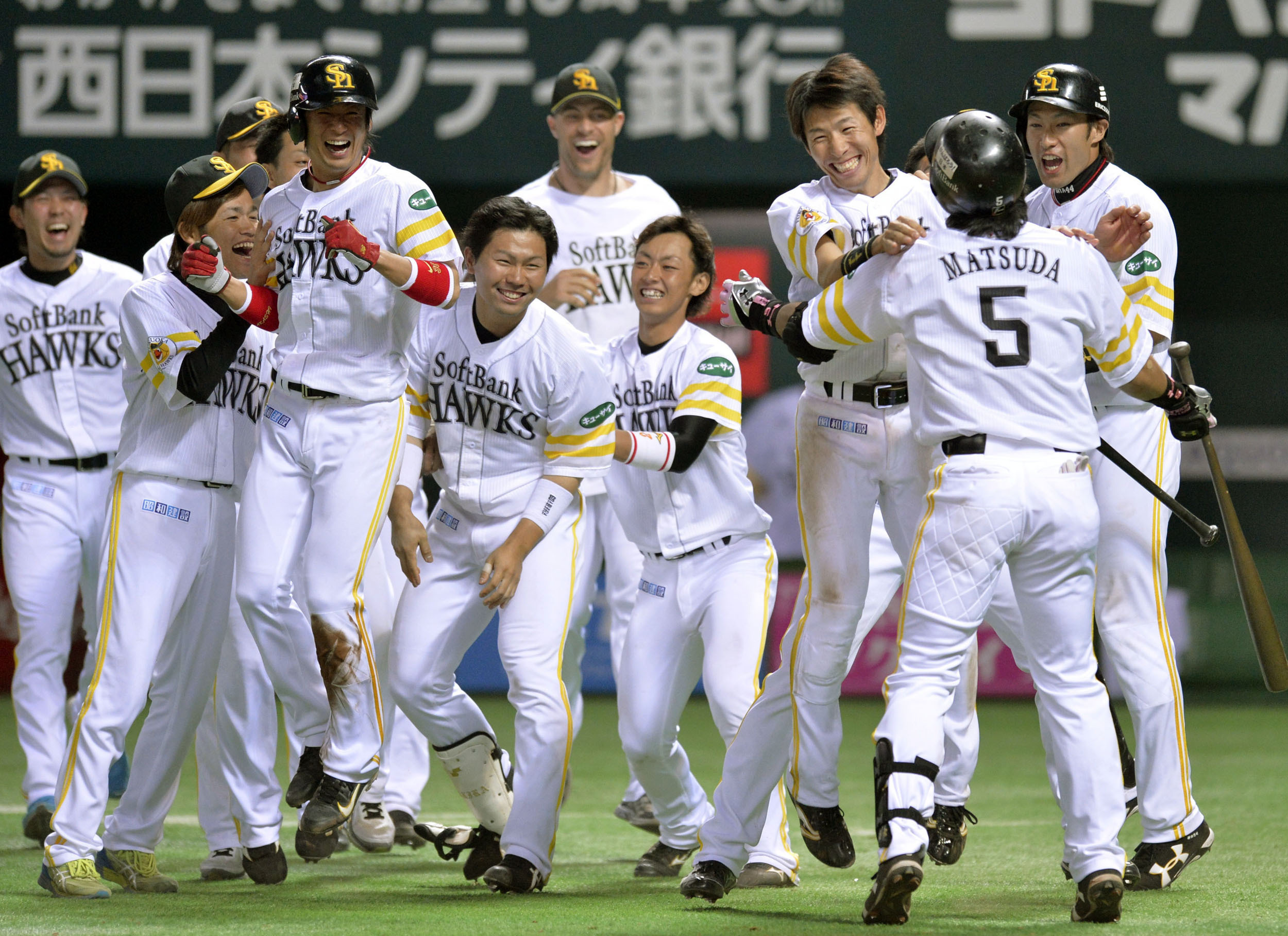 2014年プロ野球の記憶｜10.2死闘と日本シリーズ衝撃の幕切れ