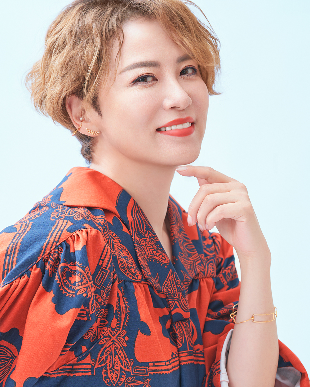 鈴木砂羽の再婚と現在の彼氏は？元夫・吉川純広との離婚理由や結婚歴の真相