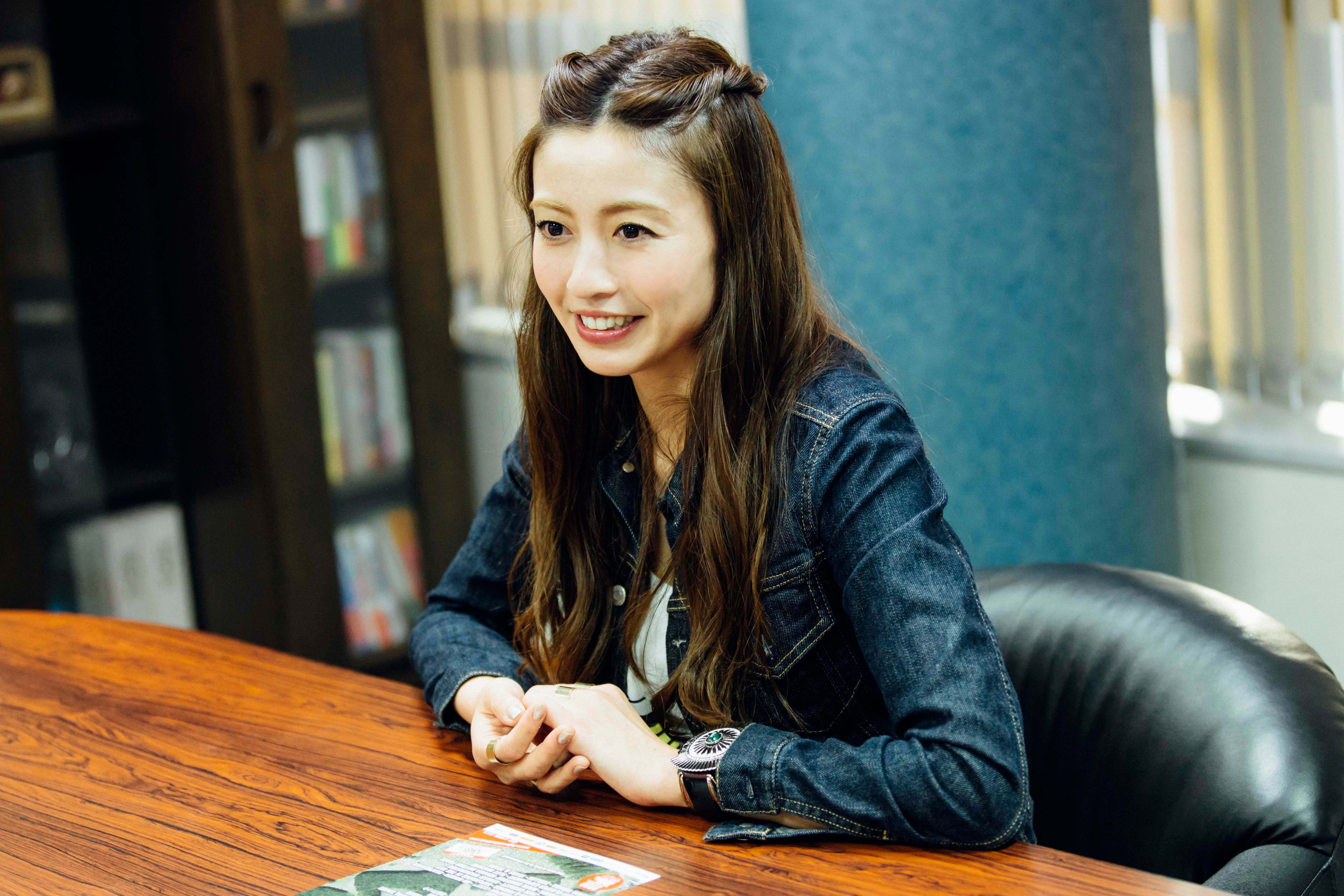 片瀬那奈の現在2026！ロコンド会社員転身の真相と結婚の噂