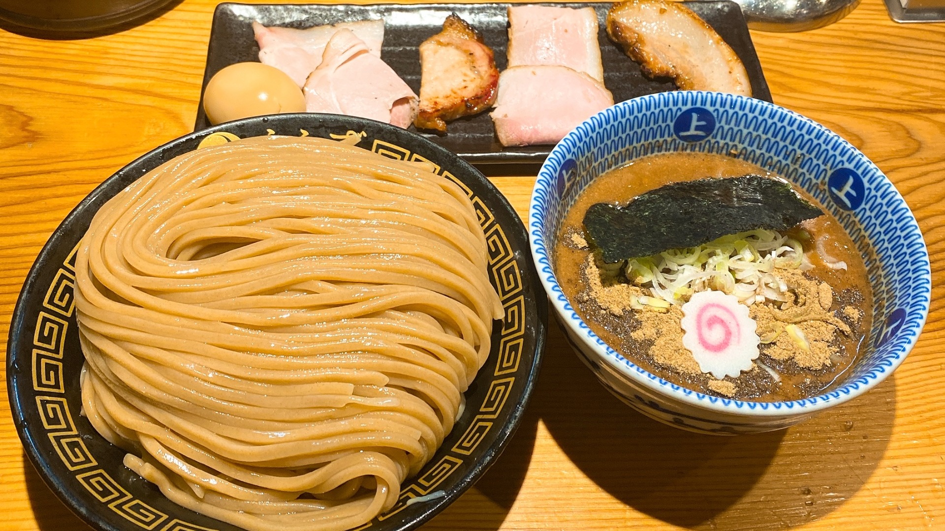 中華蕎麦うゑず完全攻略｜整理券の取り方ととみ田直伝つけ麺の真価