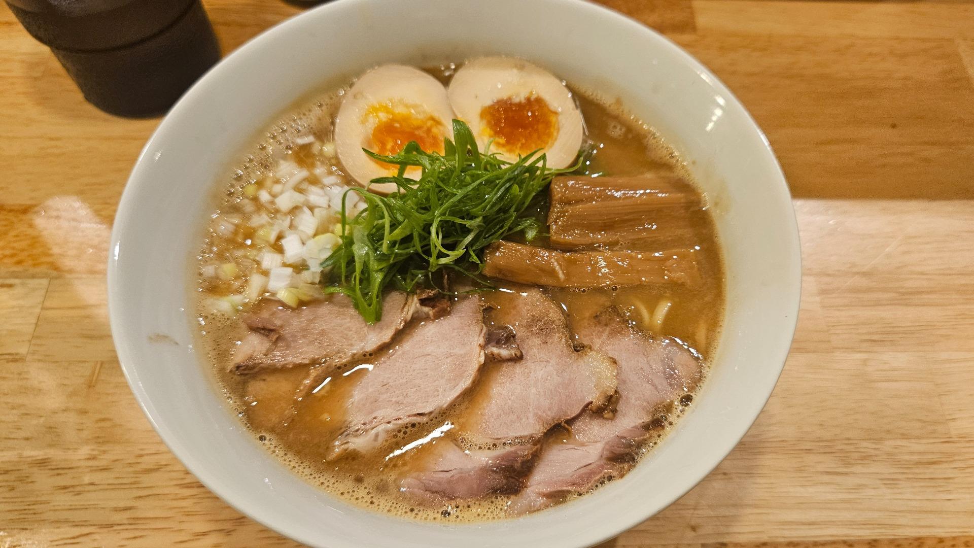 奈良「麺屋K」の評判と行列攻略法！至高の鶏ラーメンと実食検証