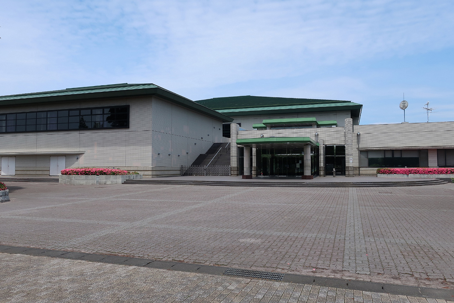 石岡市運動公園体育館の利用完全ガイド！予約や料金と実態を徹底解説