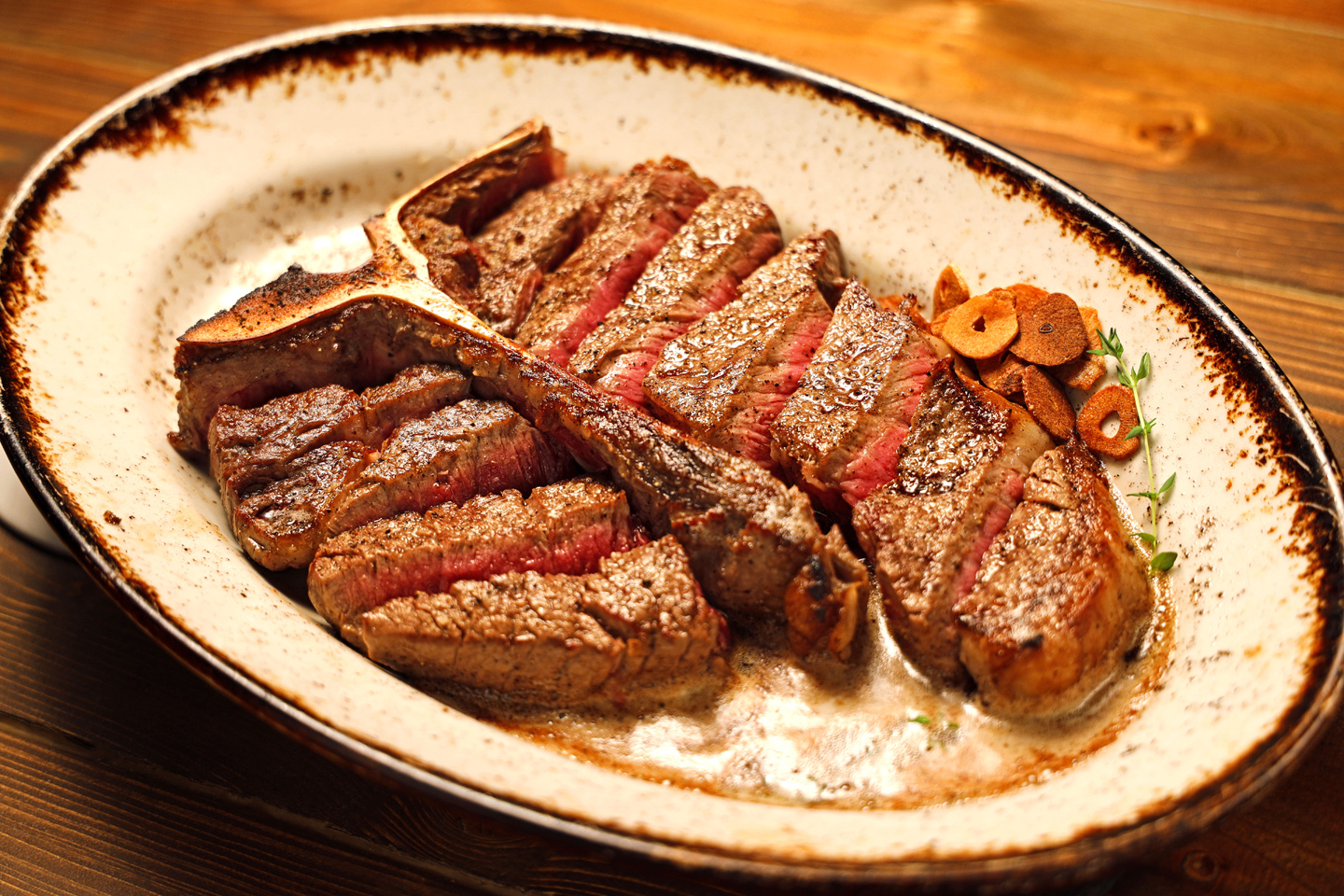 Tボーンステーキの真実｜ポーターハウスとの違いと失敗しない焼き方