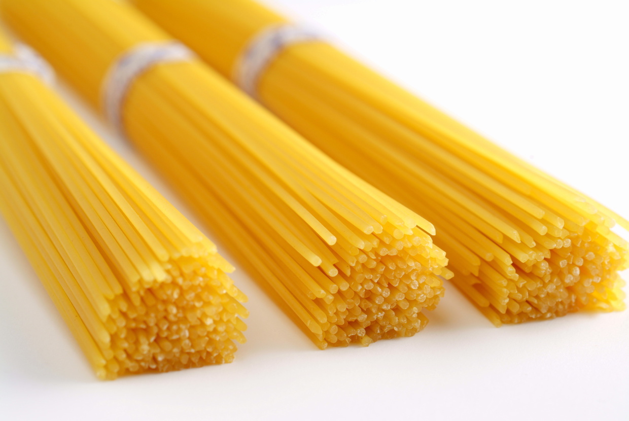 パスタ1人前は何グラム？茹で上がり2.4倍の真実と失敗しない計量術