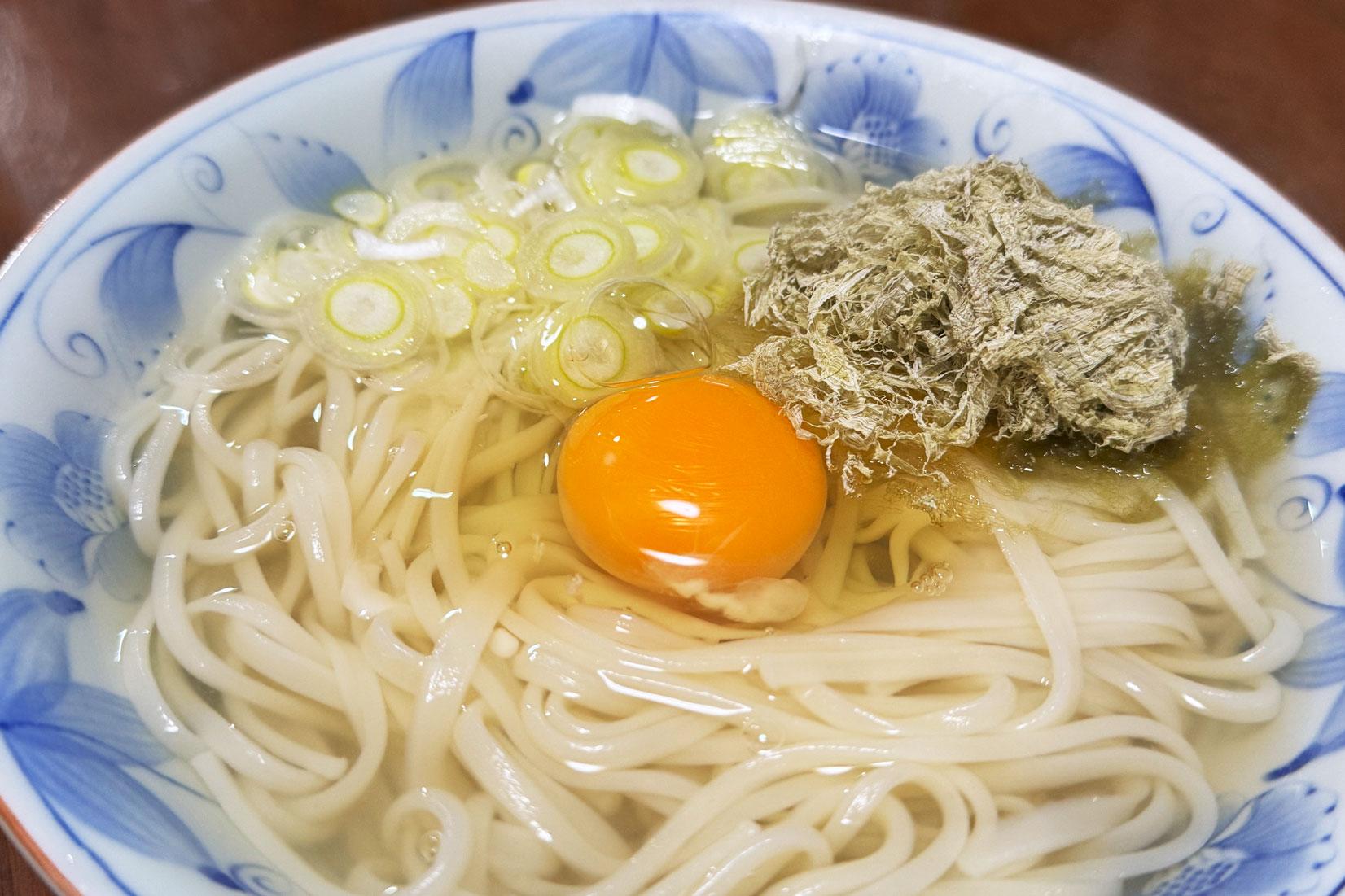 なぜ氷見うどんは別格なのか？職人技が紡ぐ至高のコシと名店の真実