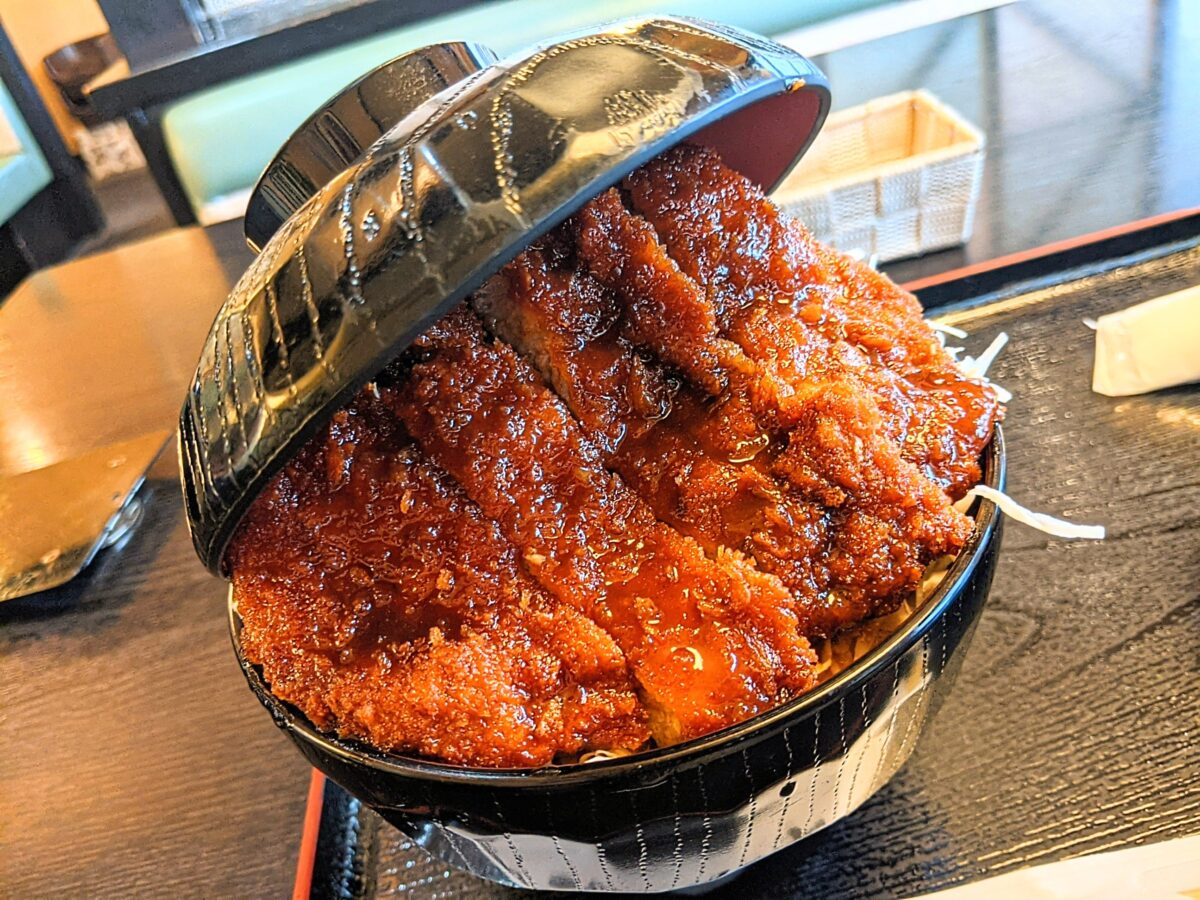 駒ヶ根ソースカツ丼の真実！名店比較と最新の行列事情を徹底解剖