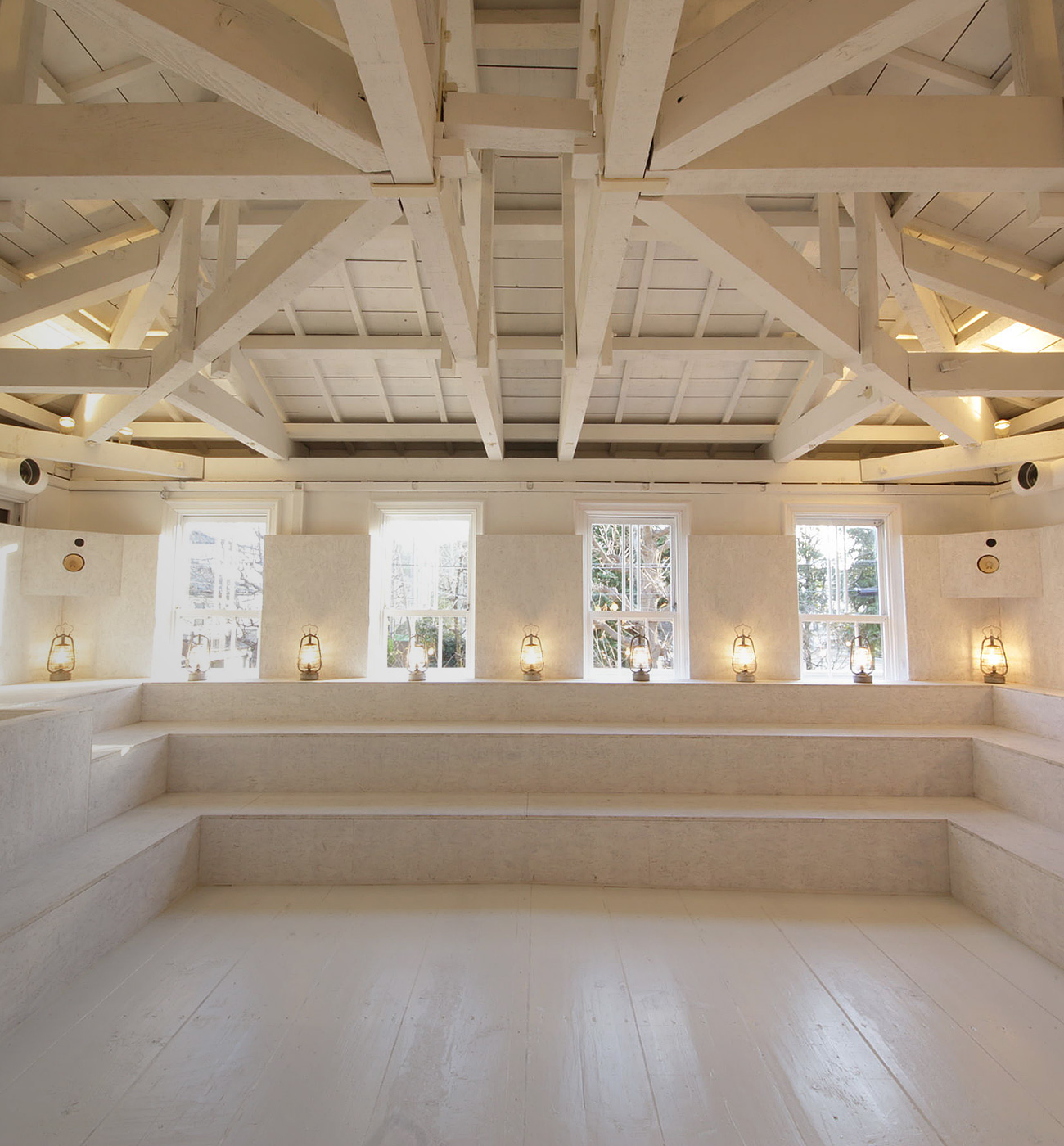 Walden Woods Kyotoが話題沸騰！白い空間に隠された極上珈琲の真相
