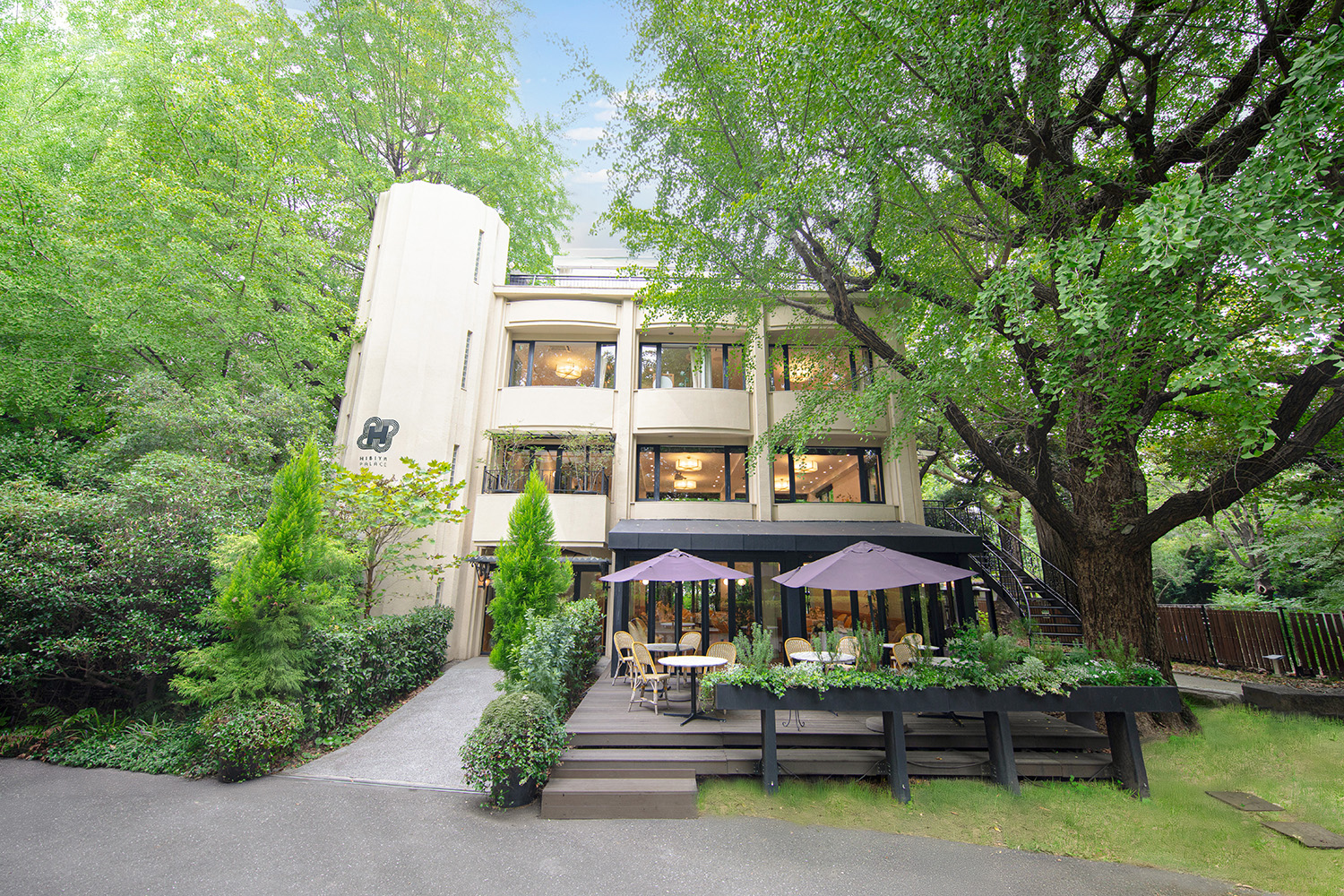 日比谷パレスの評判と実態｜ランチ・結婚式費用から口コミまで徹底検証